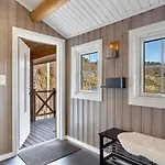 Great Mountain In Sirdal With Hot Tub And Views! * Dirdal