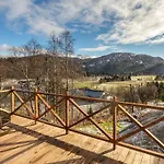 Great Mountain In Sirdal With Hot Tub And Views! Hébergement de vacances Dirdal