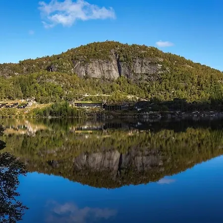 別荘 Great Mountain In Sirdal With Hot Tub And Views! *