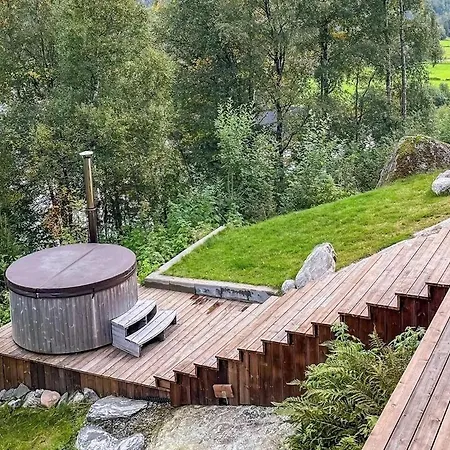 Great Mountain In Sirdal With Hot Tub And Views! Nyaraló *