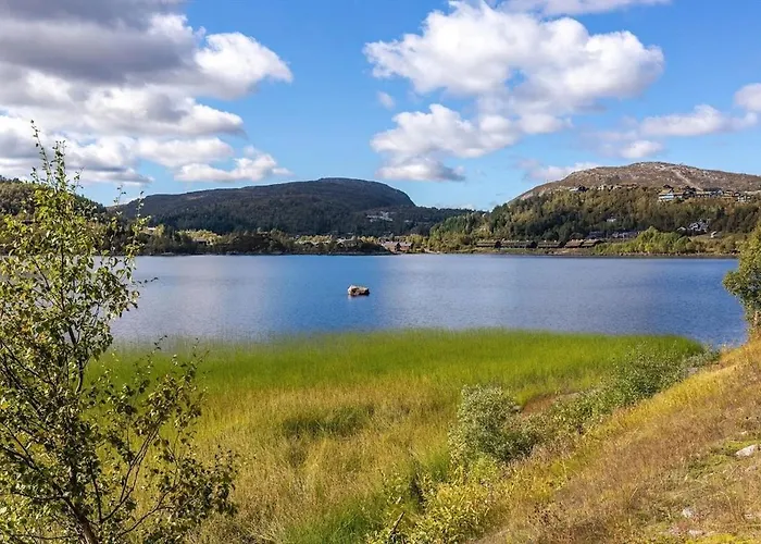 Great Mountain In Sirdal With Hot Tub And Views! * Dirdal