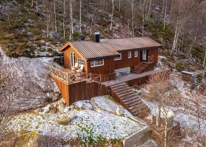Great Mountain In Sirdal With Hot Tub And Views! Nyaraló