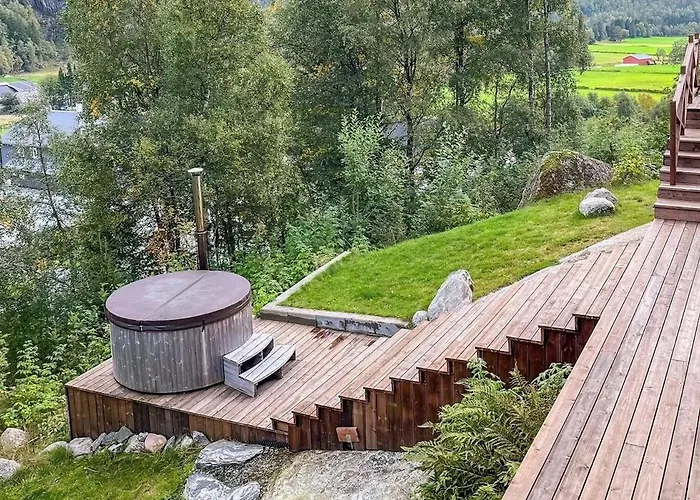 Great Mountain In Sirdal With Hot Tub And Views! Nyaraló *